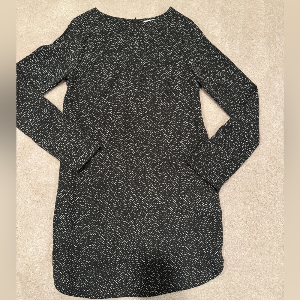 H&M Black and White Speckled Long Sleeve Dress